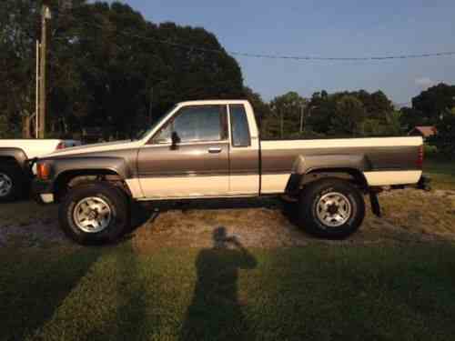 Toyota Tacoma Pickup Truck Extra Cab 4x4 1984 Truck Bought One