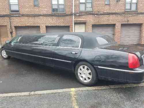 Lincoln Town Car 5 Door Stretch Lincoln Town Car 2006