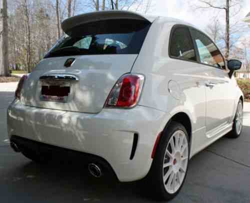 Fiat 500 Abarth 2013 I Am Selling My Fiat Abarth Coupe It Is One Owner Cars For Sale